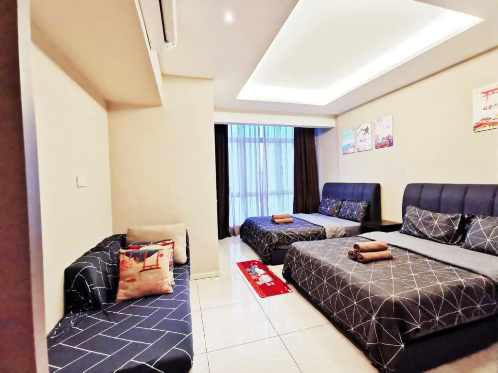 SKY POOL Designer Suite 2-7Pax at KL City - photo 2