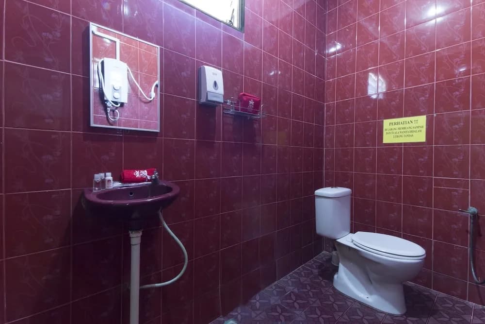 ZEN Home Nabil Nabila Homestay - photo 35