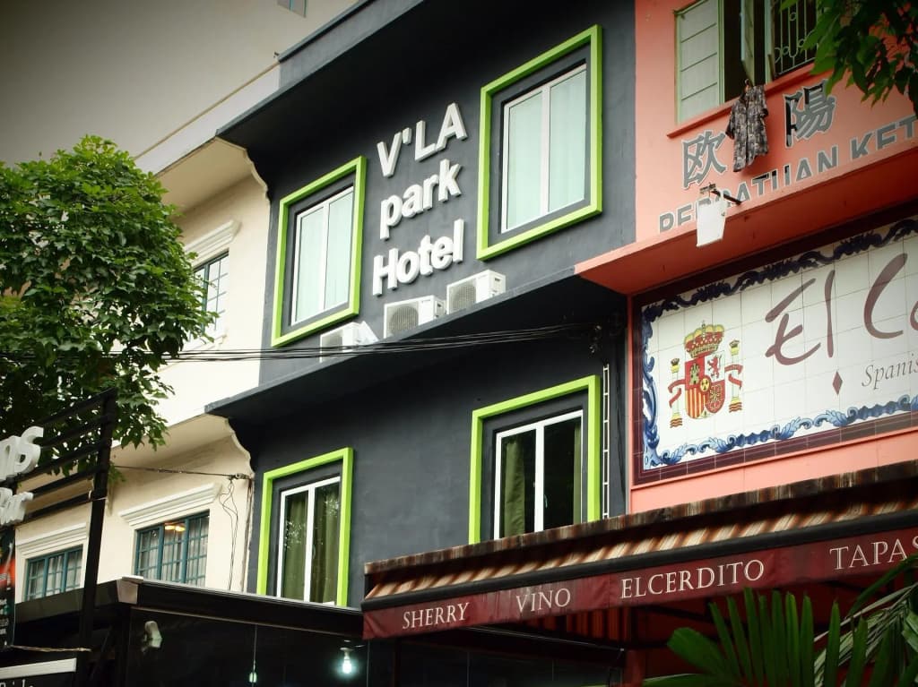 OYO 109 V'la Park Hotel - photo 1
