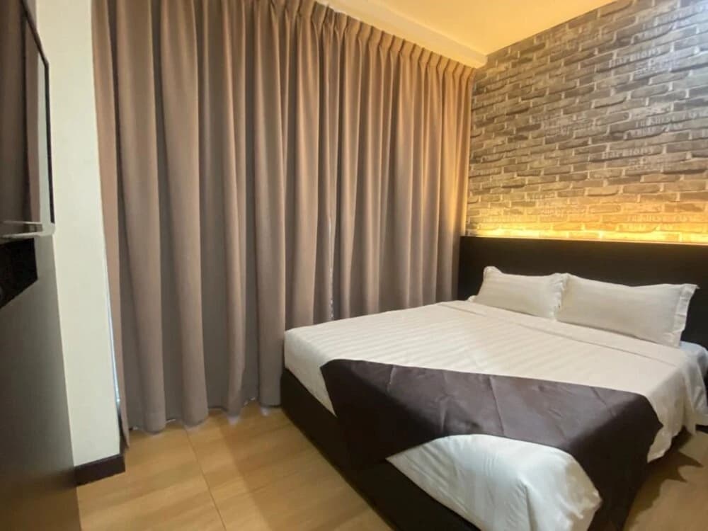 Capital O 90447 Hotel Ezzyhome Kebun Teh - photo 2