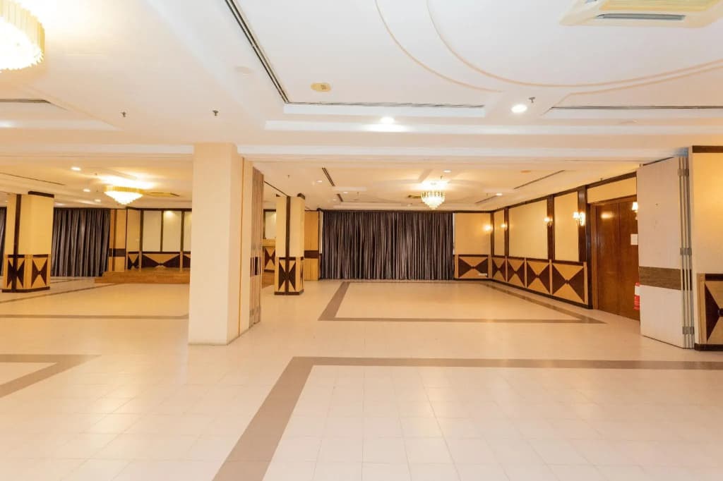 Pelican Hotel - photo 10