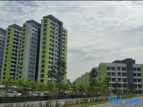 Impian Senibong Apartment 2mins to Permas Golf Club - photo 1