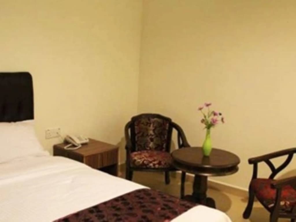 One Hotel Lintas Jaya - photo 2
