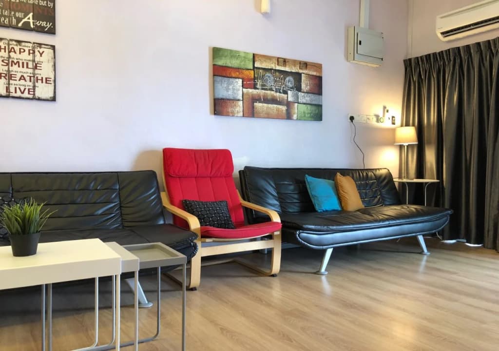 H & H Guesthouse 1 - photo 12