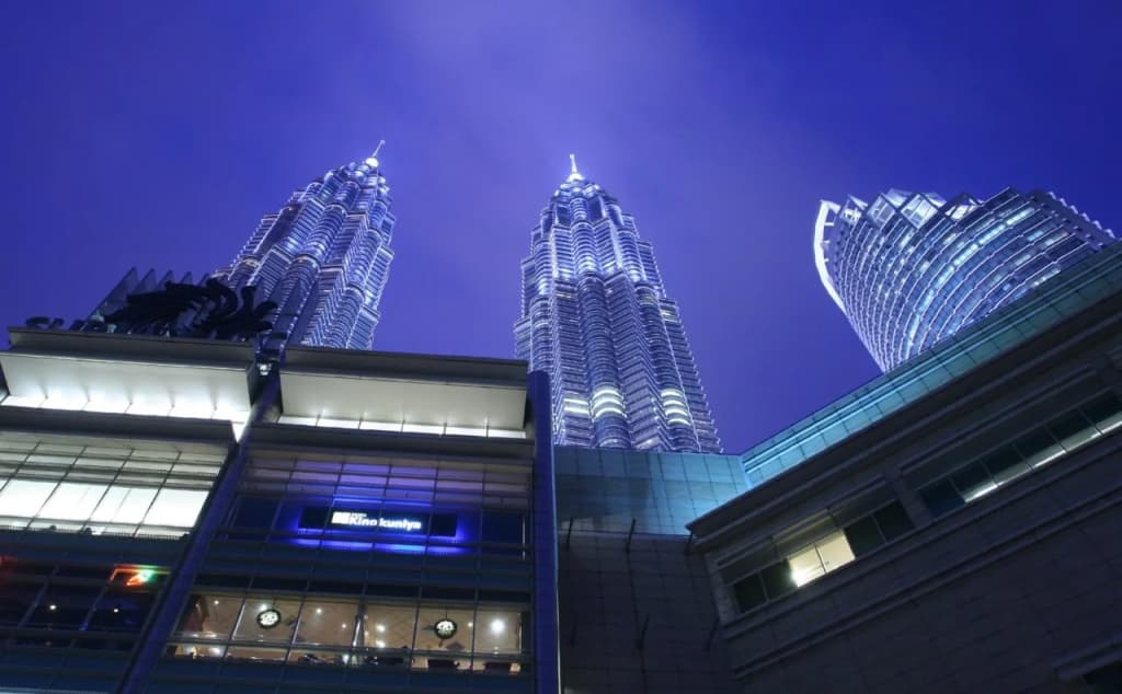 Vortex Suite KLCC by Idaris - photo 17