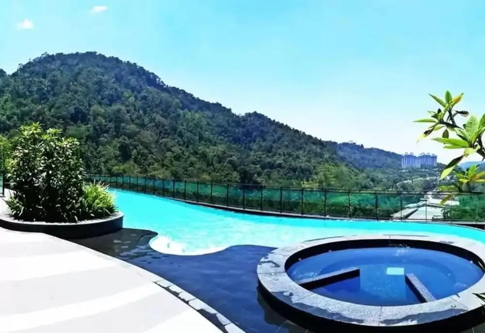 MU Vista – 360 Skypool Superior Suite - photo 10