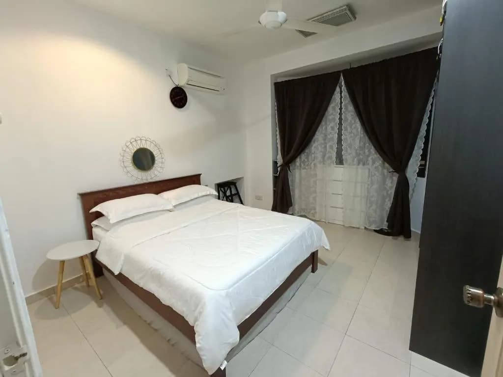 Homestay Laman Nuri, Kota Damansara - photo 2