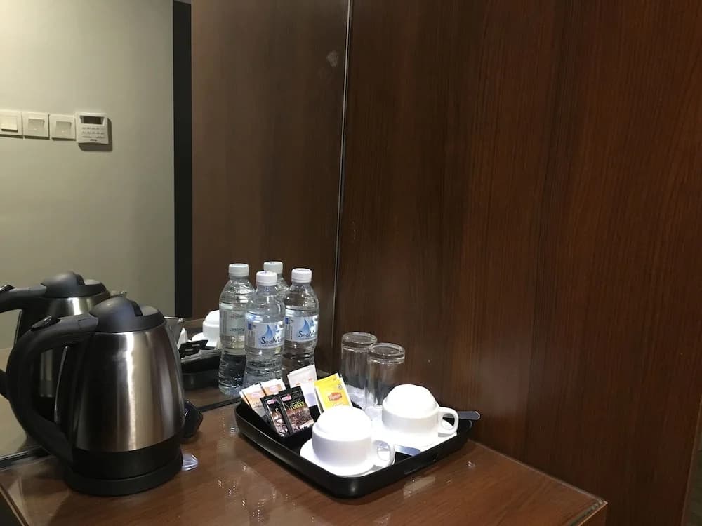 Aliya Hotel Klang - photo 12