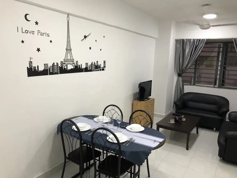 Cozy Homestay at Main Place - photo 22