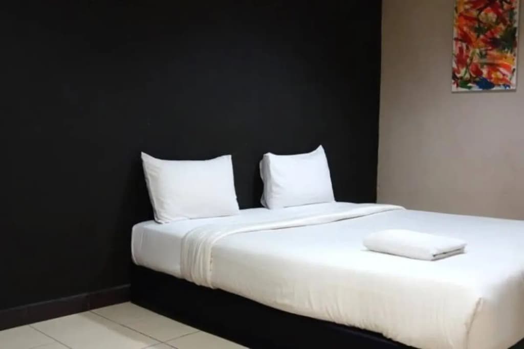 Amazon Hotel Cheras - photo 2