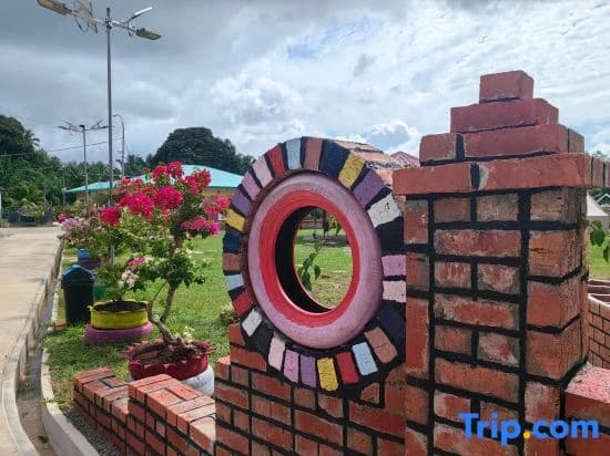Medan Bunga Raya Resort - photo 8