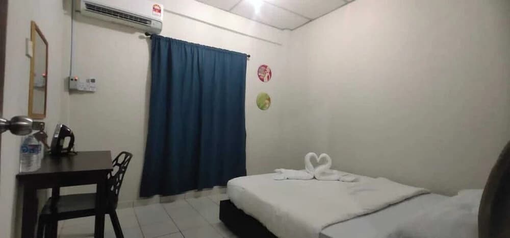 OYO HOME 90691 A4 Homestay - photo 5