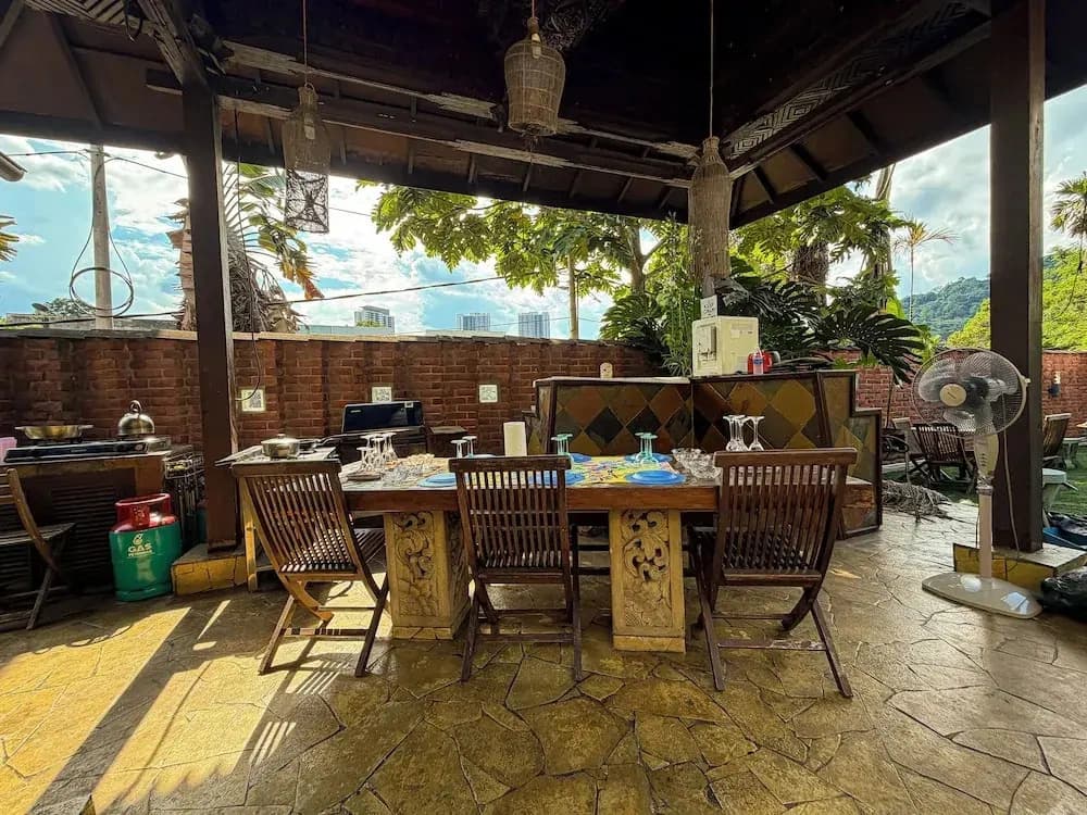 Serene Palm Heritage Tropical Villa - photo 24