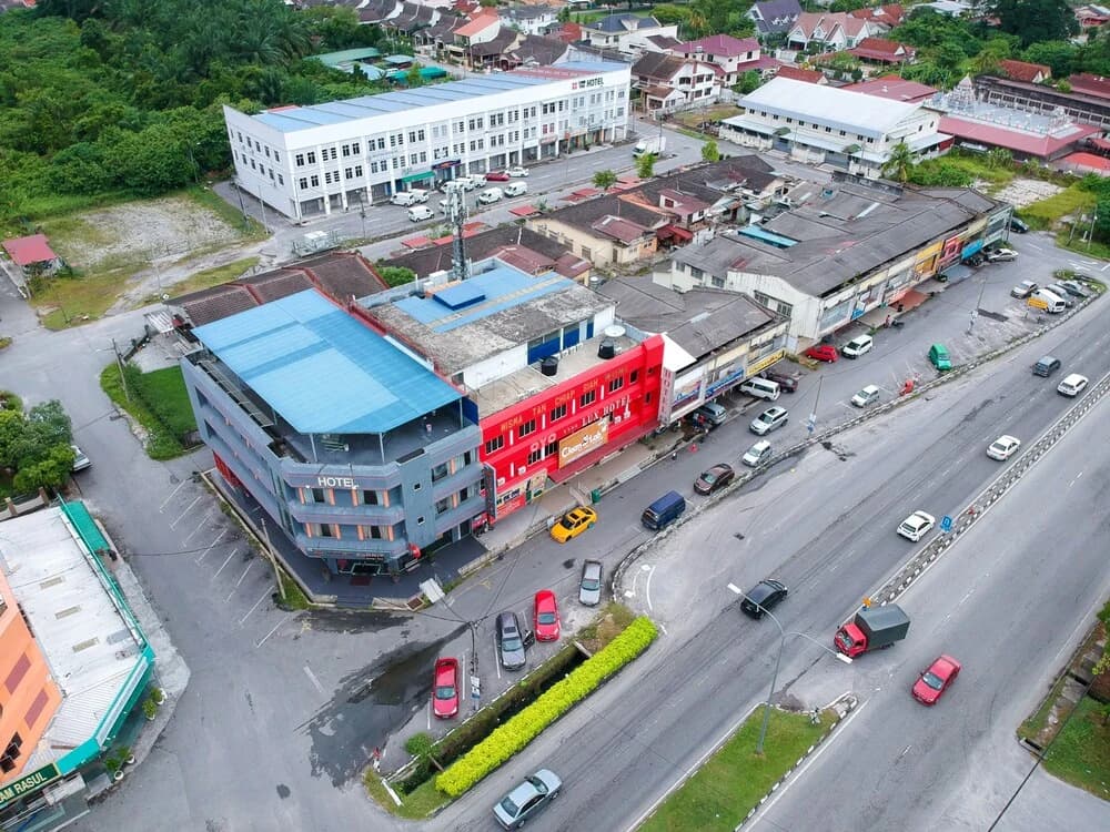 OYO 772 Lux Hotel - photo 17