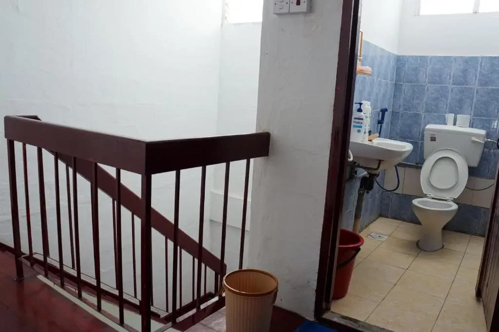 Budget Umi Homestay Kuching - photo 2
