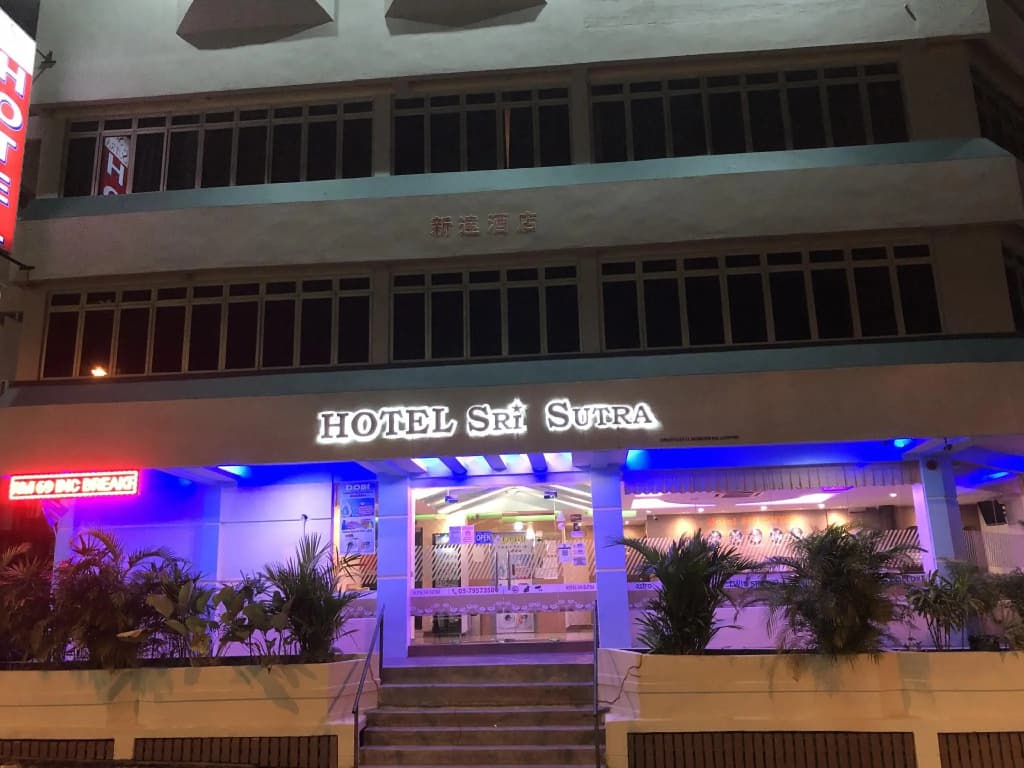 Hotel Sri Sutra PJ 222 - main photo
