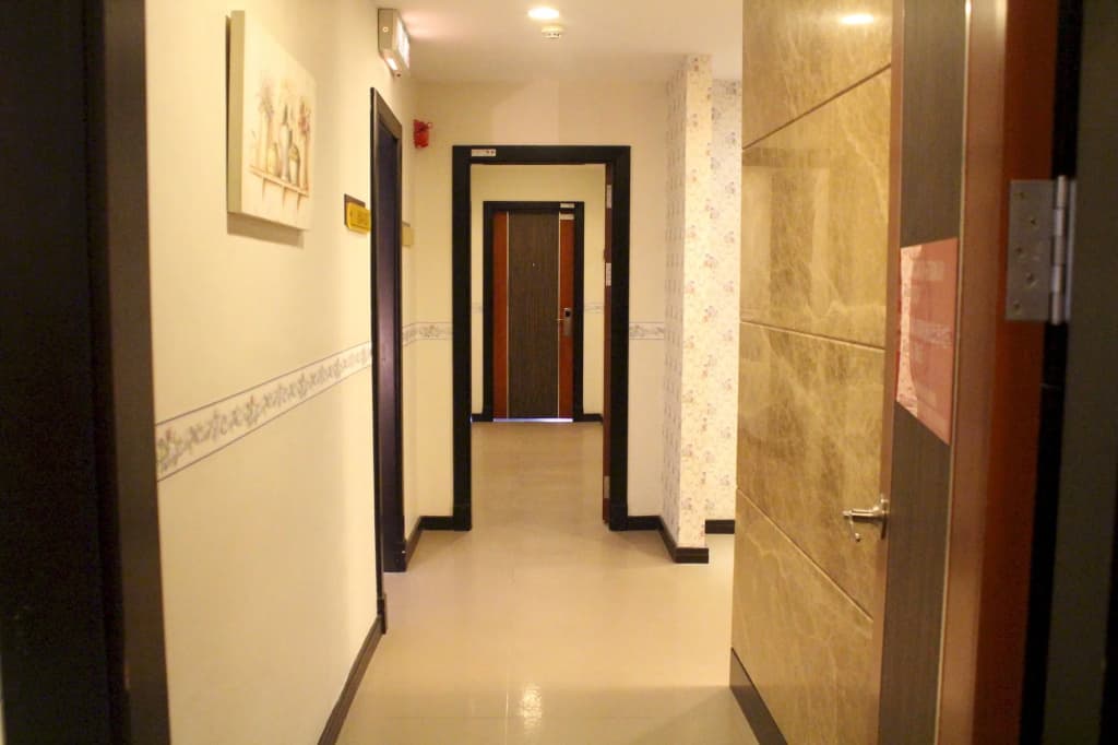 OYO 985 Hotel Nur - photo 13