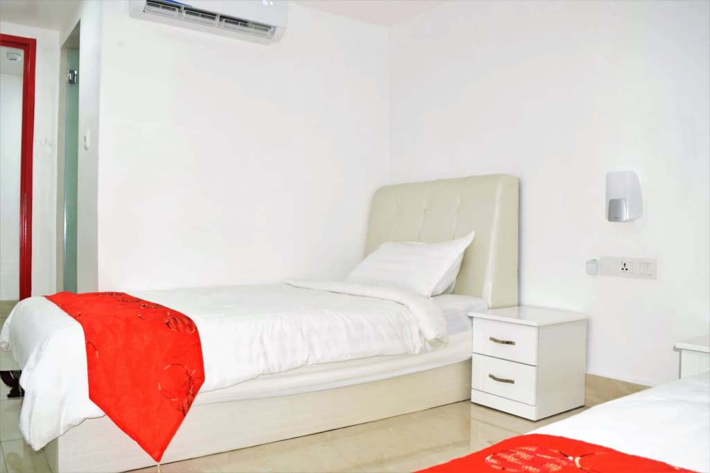 S Rose Hotel - photo 6