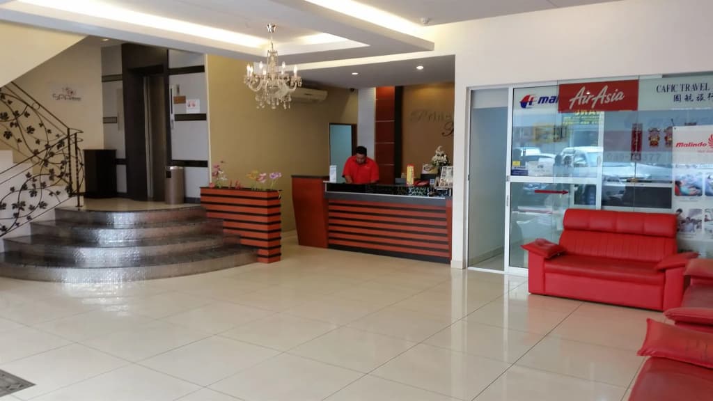Prince Hotel - photo 2