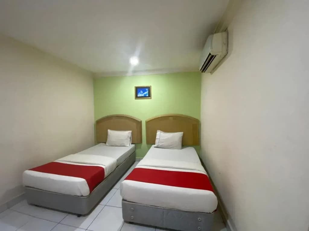 OYO 1002 Hotel Sahara Inn Batu Caves - photo 28