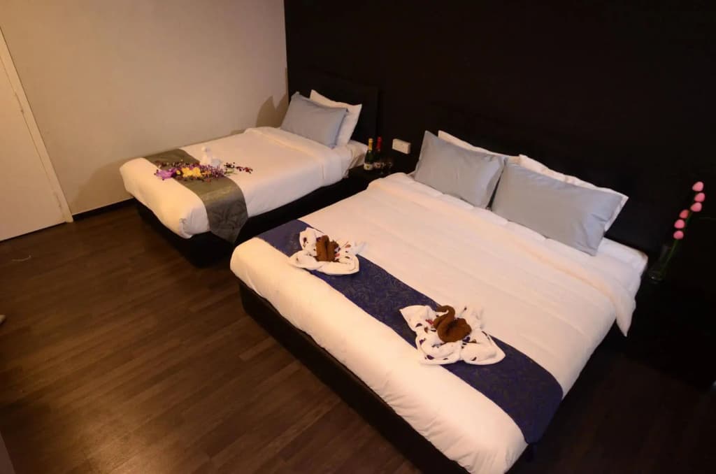 Golden Roof Hotel Kuala Kangsar - photo 6