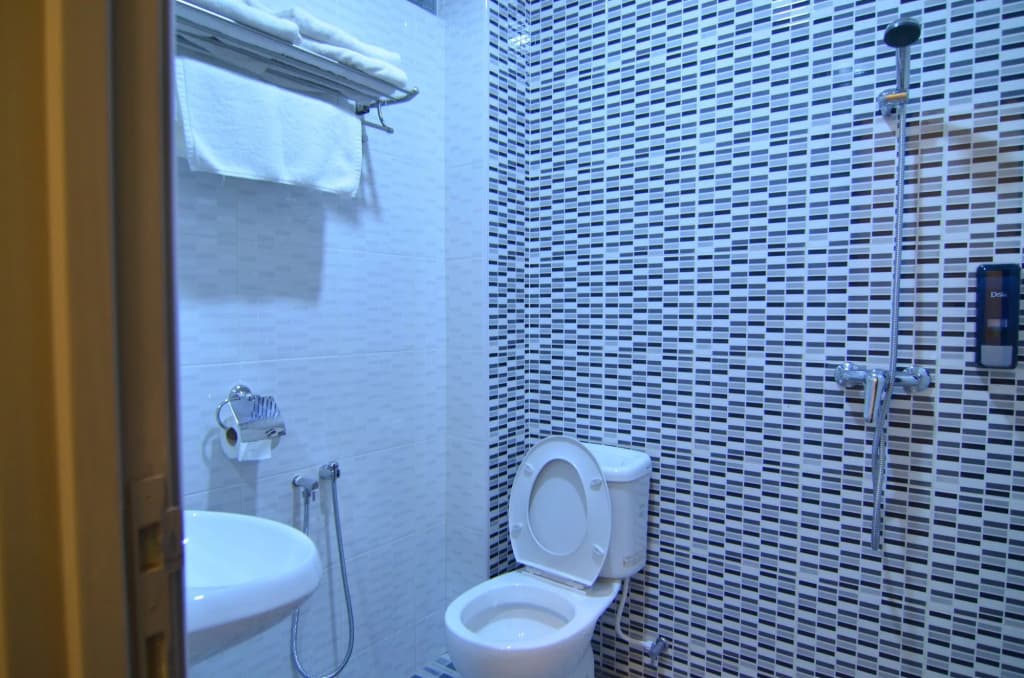 Travelland Hotel - photo 8