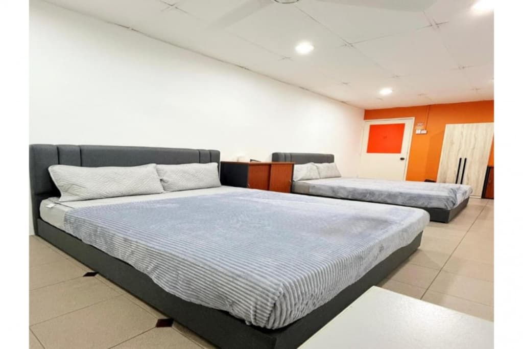 Hotel O S Homestay Premium - photo 2