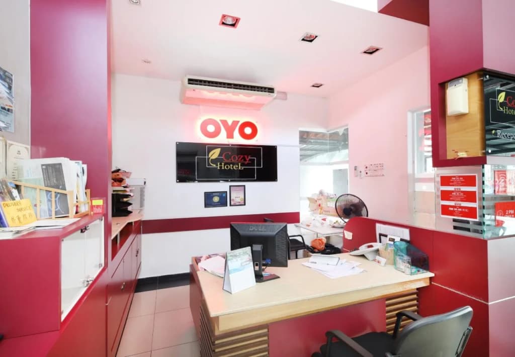 OYO 706 Cozy Hotel - photo 8
