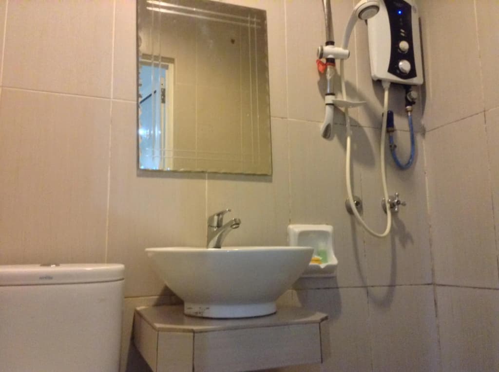 Maxim Hotel - photo 8