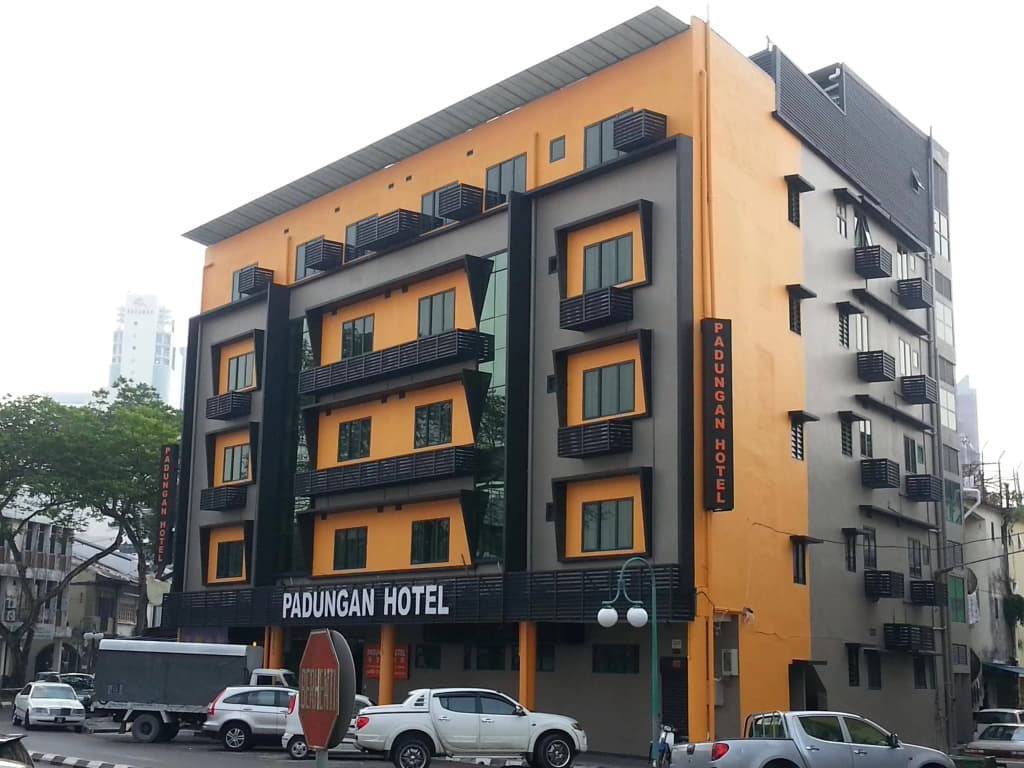 Padungan Hotel - photo 1
