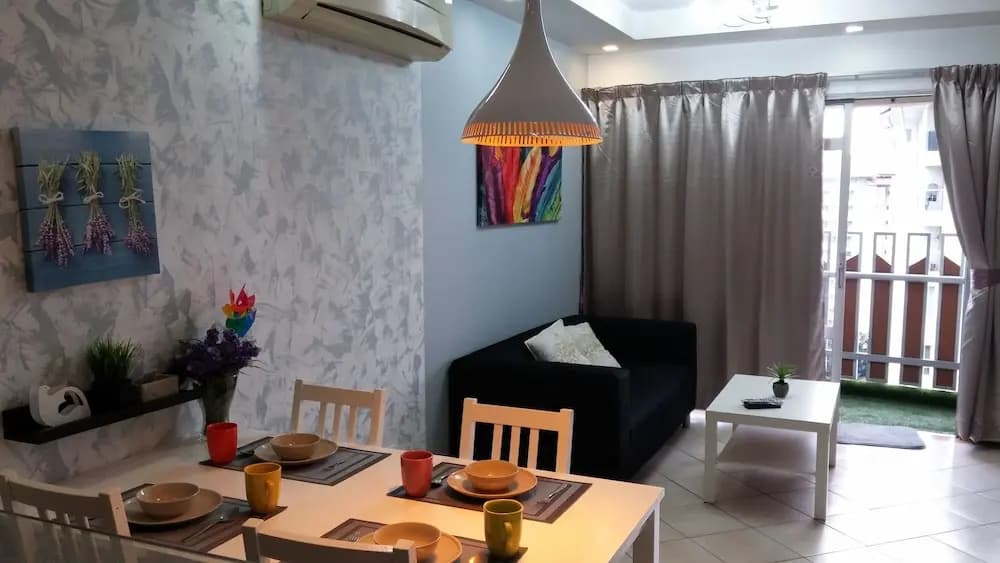 Couchbee at Perdana Exclusive Condominium - photo 13