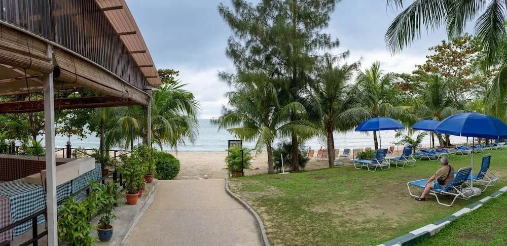 H Beach Suite at Rainbow Paradise Beach Resort - photo 25