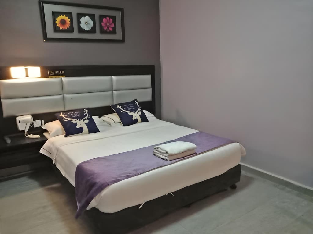 T Hotel - photo 3