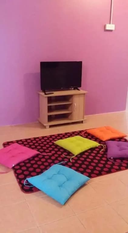 S Family Hostel - photo 4