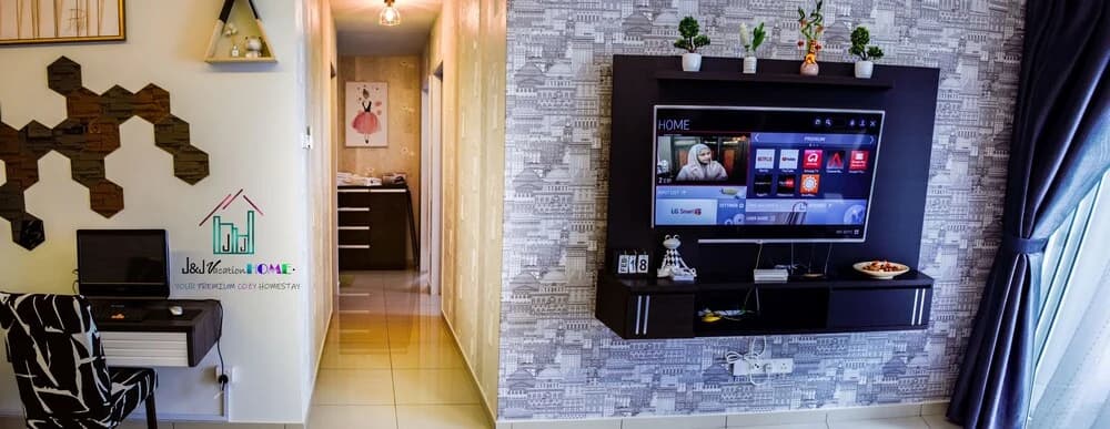 J&J Vacation Home @ Parkland Residences - photo 13