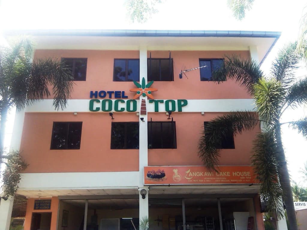 Hotel Cocotop - photo 1