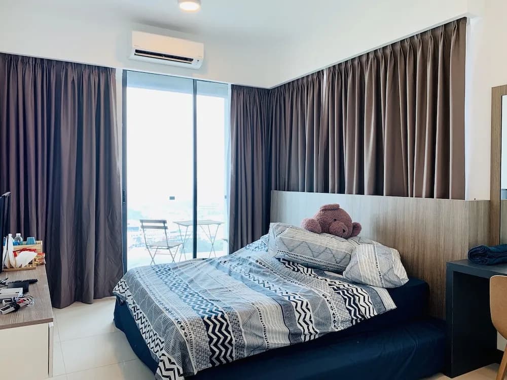 D'wharf Residence PD Waterfront Family Deluxe Suite by AirPlan - photo 2
