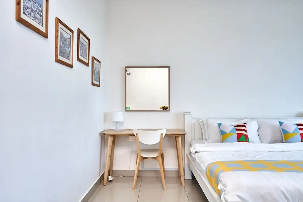 OYO Home 44001 Elegant Studio Setia Alam Trefoil - photo 6
