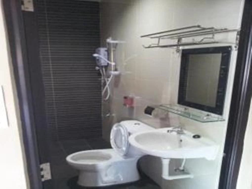 Admiral Hotel - photo 8