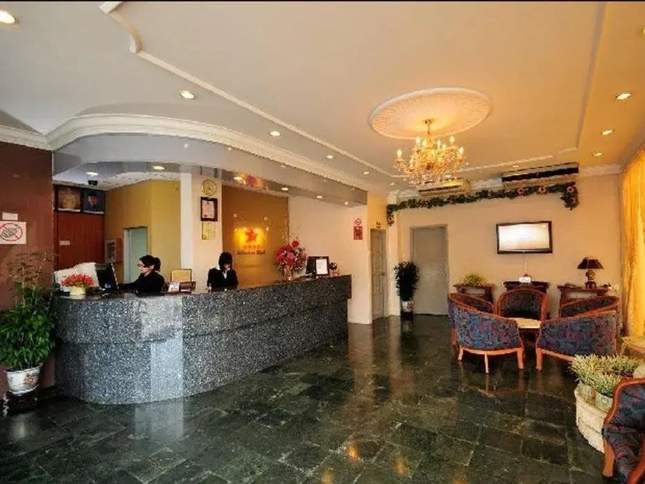 Selectstar Hotel Melaka - photo 16