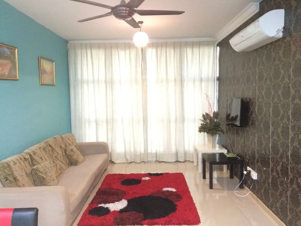 Lawang Suite 2 Bedroom Standard Apartment 2 - photo 6