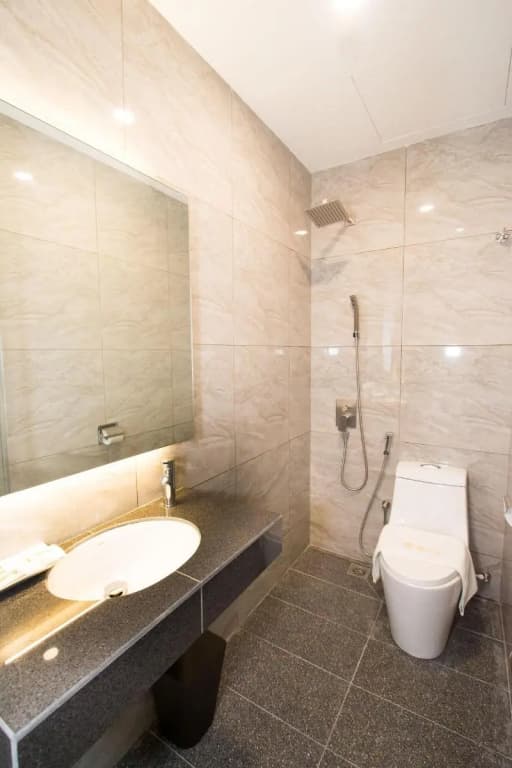 Spring Season Hotel - photo 8