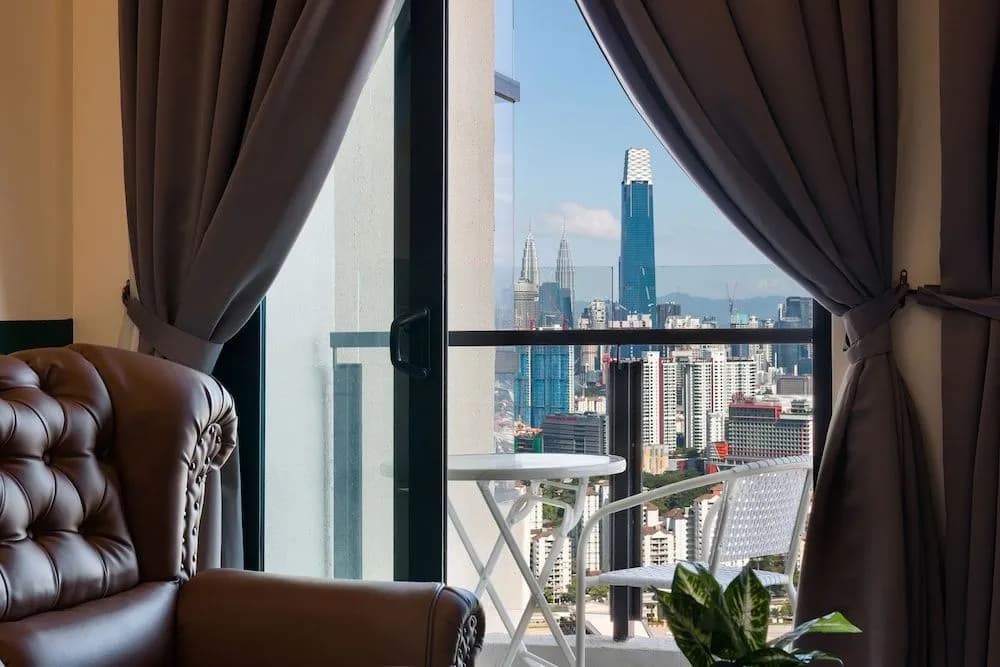 J DUPION Boutique Suites by NowHere - photo 7
