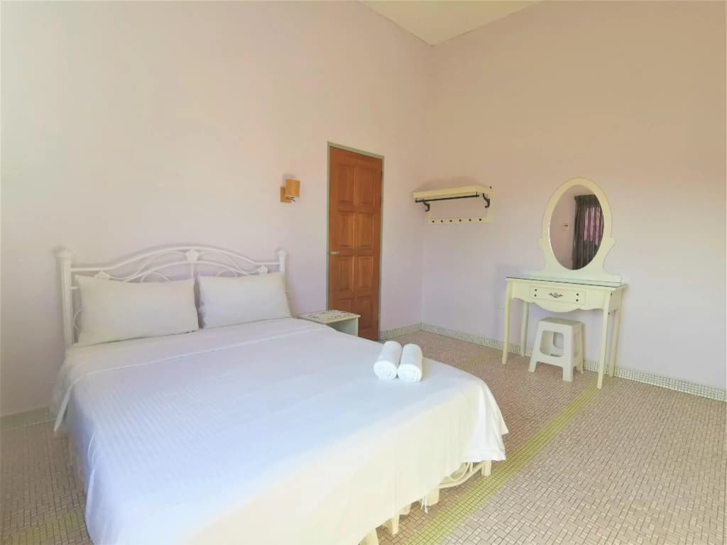 The Big Mansion - photo 3