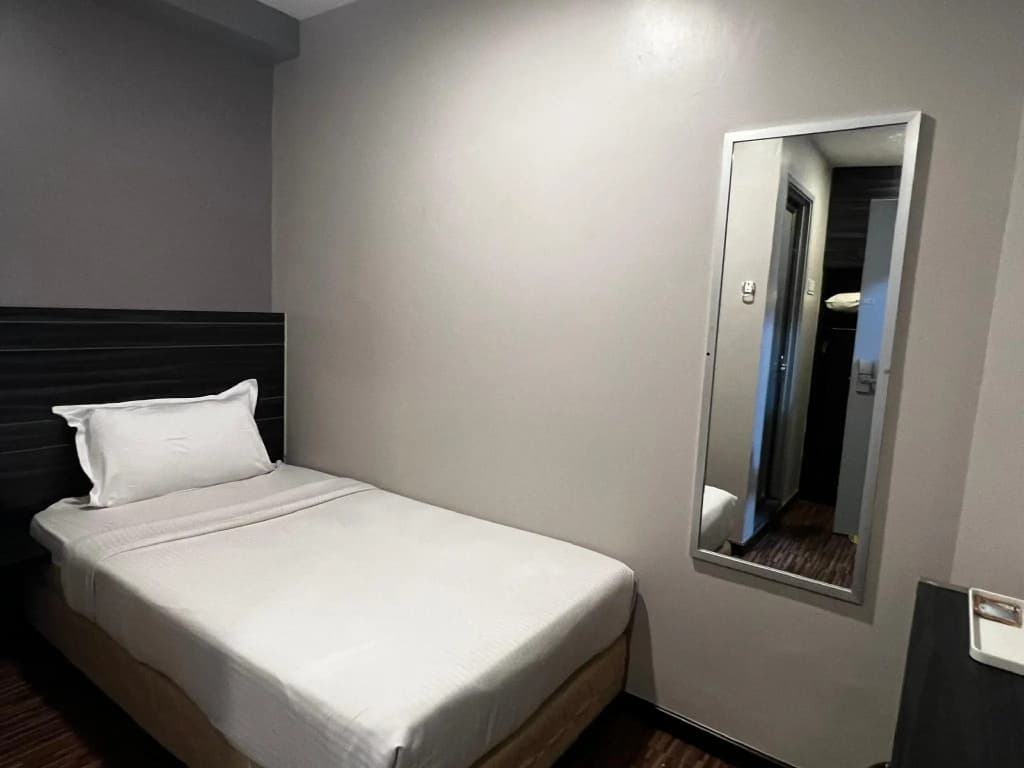 Signature Hotel - photo 20
