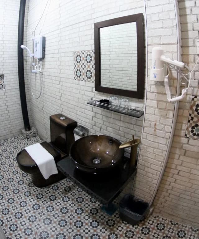 Ban Loong Hotel - photo 7