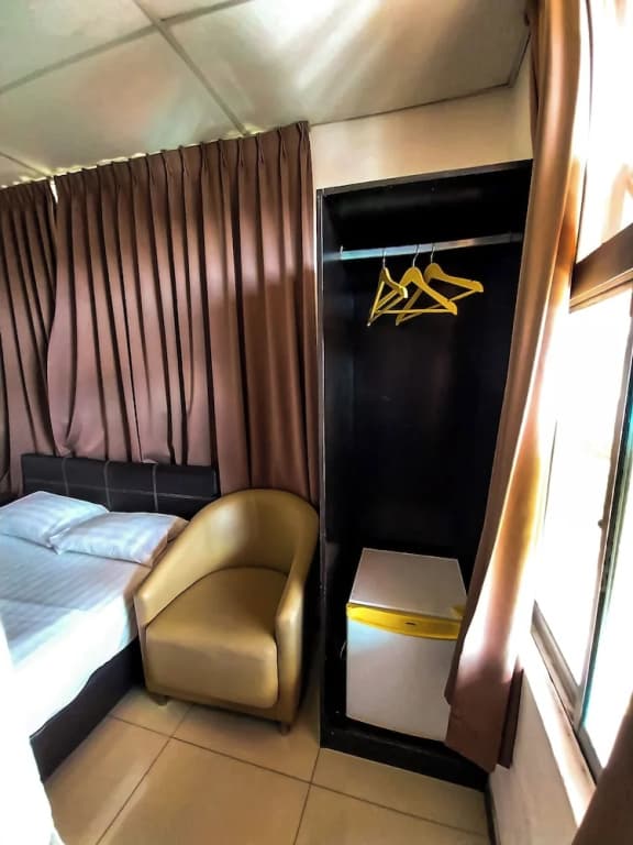 MB Budget Hotel - photo 5