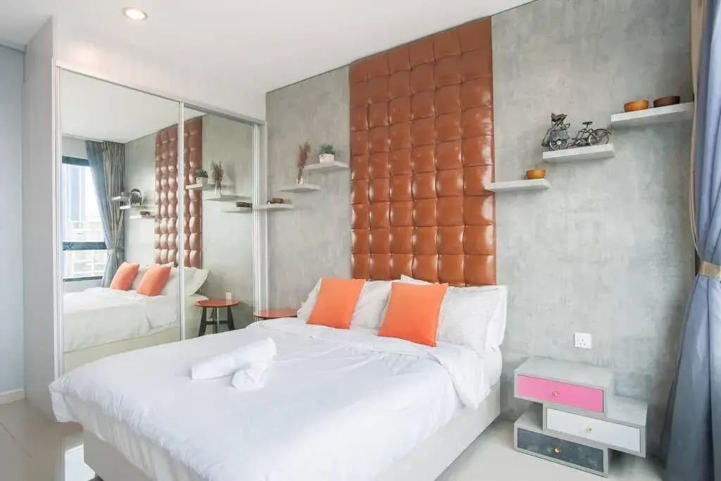 iCity 1Bedroom Apt Near Mall FREE PARKING & WIFI - photo 4