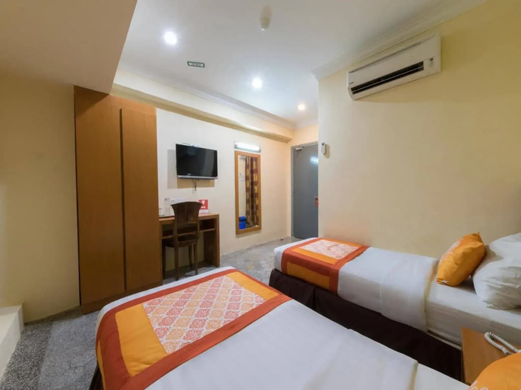 OYO Rooms Pudu Indian Temple - photo 6