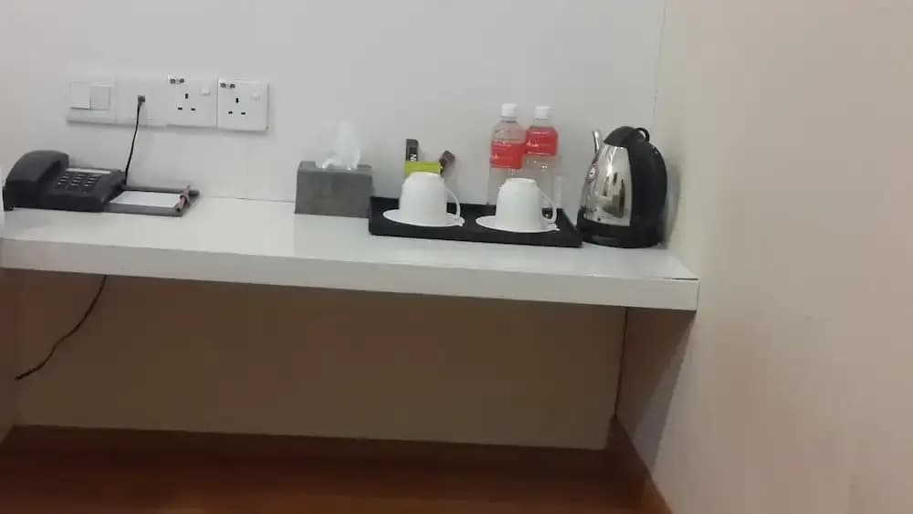 Avida Hotel - photo 6